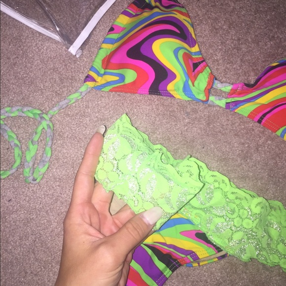 Ravish Sands Suit - Picture 3 of 4